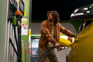 Cómo elegir el combustible adecuado para tu vehículo: guía práctica