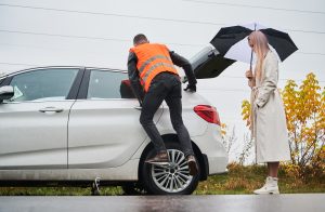 Cómo preparar el coche para la lluvia y los días de frío